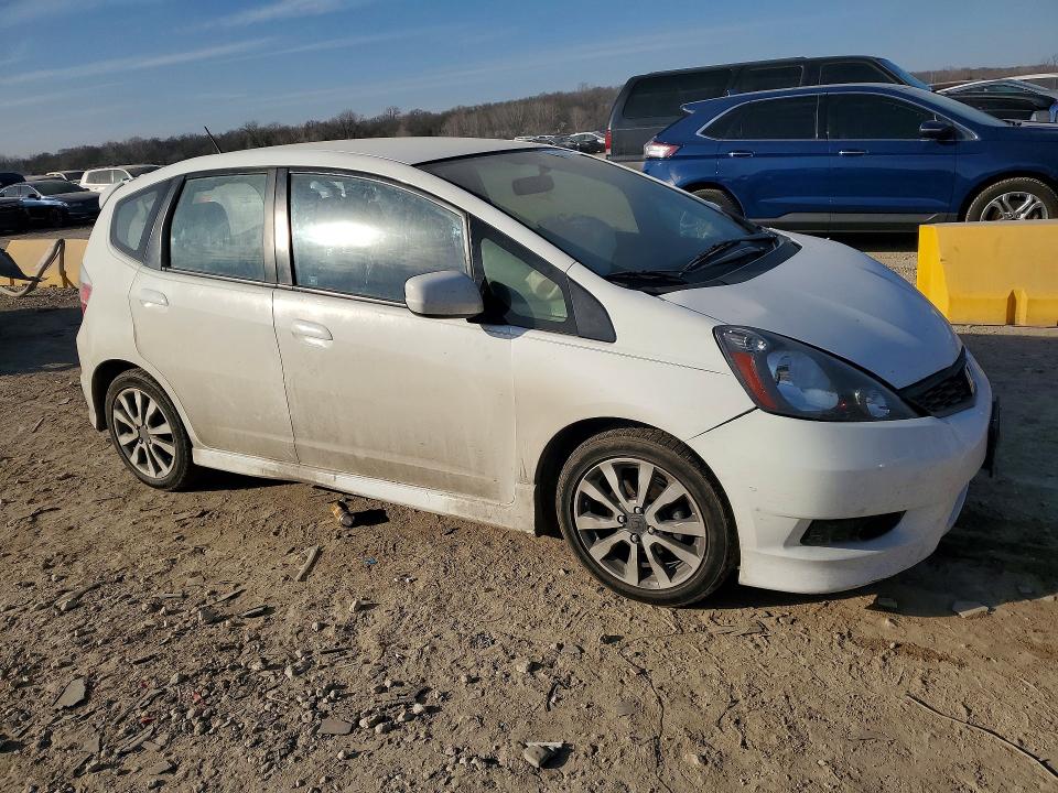 Photo 4 from auction – 2012 HONDA FIT with VIN JHMGE8H58CC031254