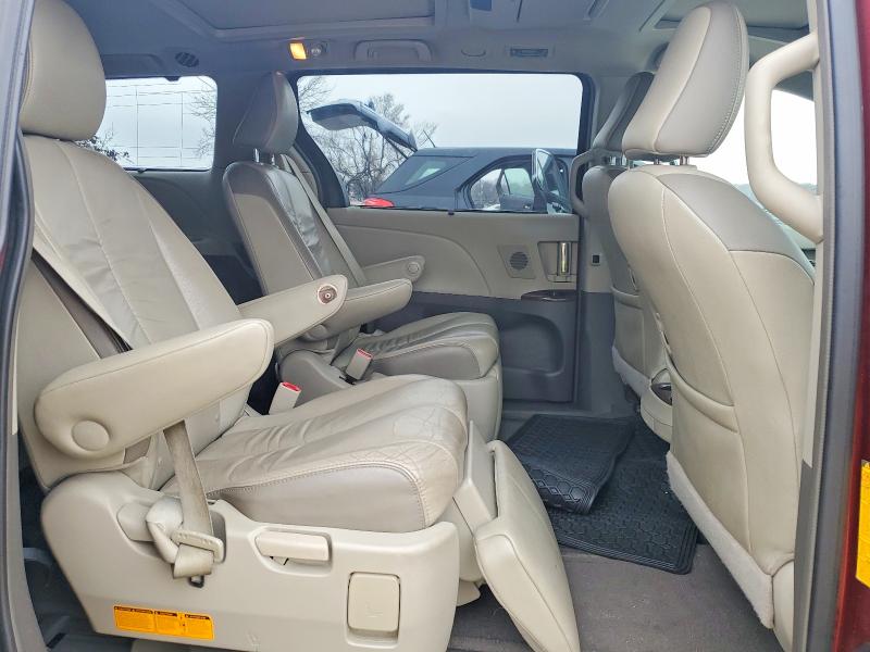 Photo 11 from auction – 2012 TOYOTA SIENNA with VIN 5TDYK3DC5CS244747