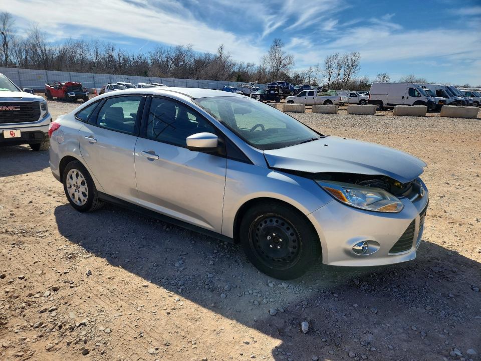 Photo 4 from auction – 2012 FORD FOCUS with VIN 1FAHP3F21CL371511