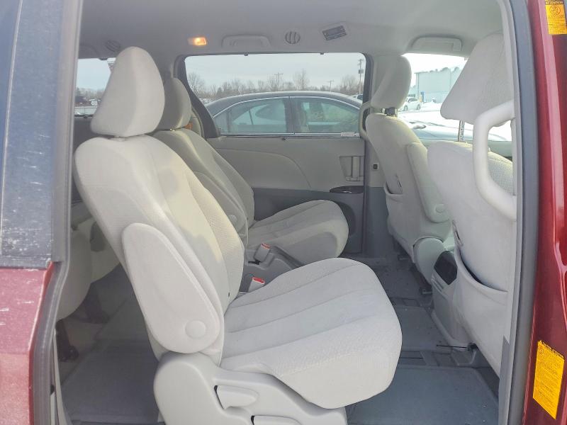 Photo 11 from auction – 2013 TOYOTA SIENNA LE with VIN 5TDJK3DC4DS065859