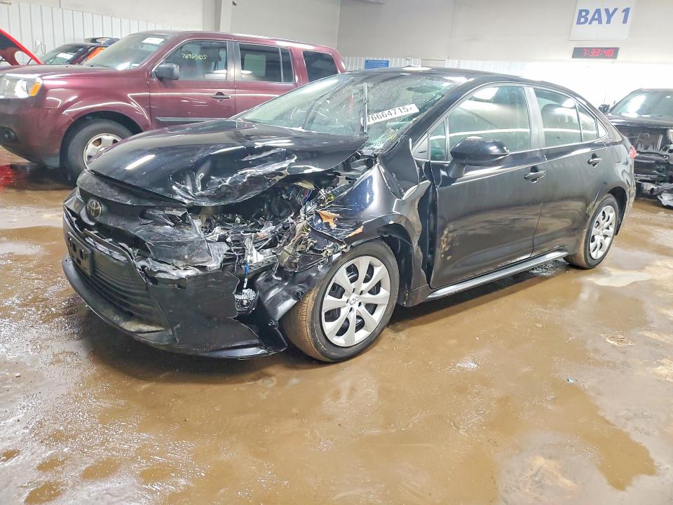 TOYOTA COROLLA 2025 مع رقم تعريف المركبة 5YFB4MDE2SP287165 - صورة من المزاد
