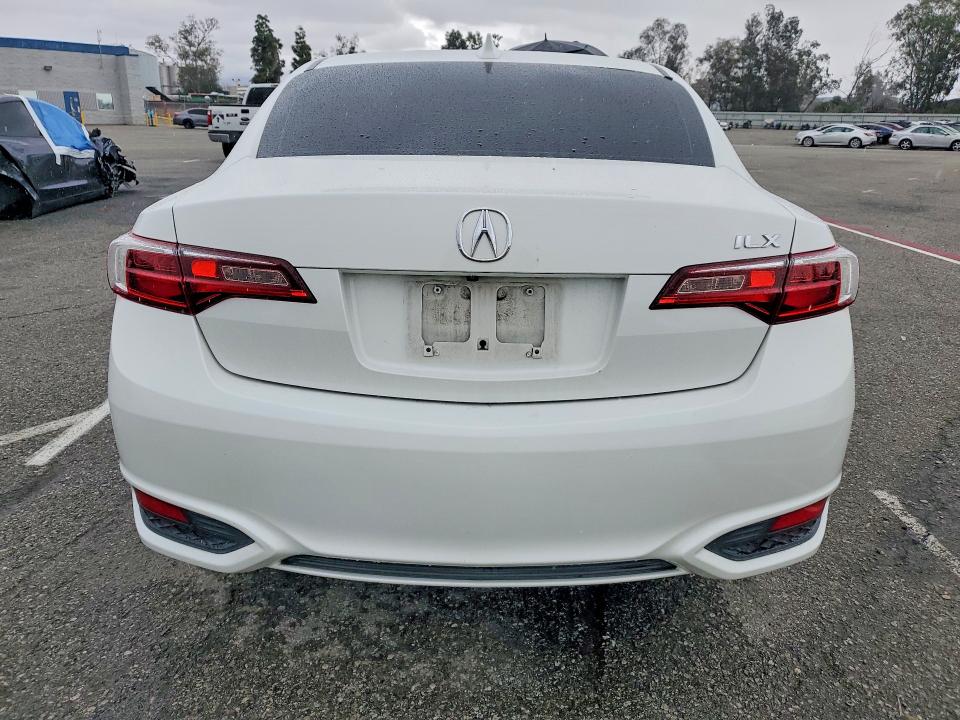 صورة رقم 6 من المزاد - 2018 ACURA ILX مع VIN 19UDE2F75JA002522