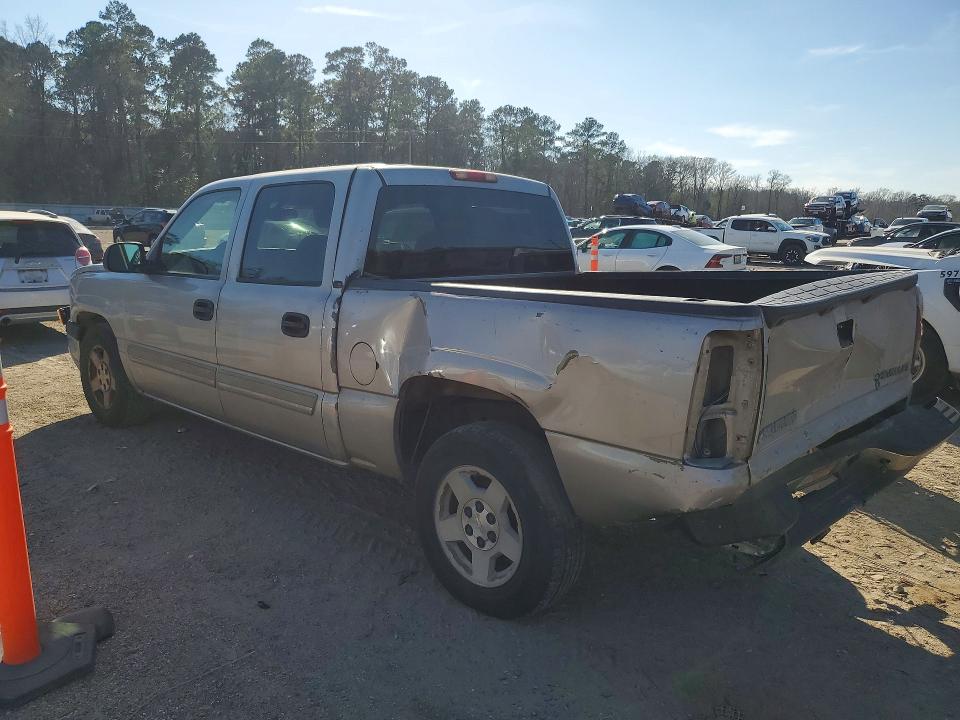 Photo 2 from auction – 2005 CHEVROLET SILVERADO with VIN 2GCEC13T951202145