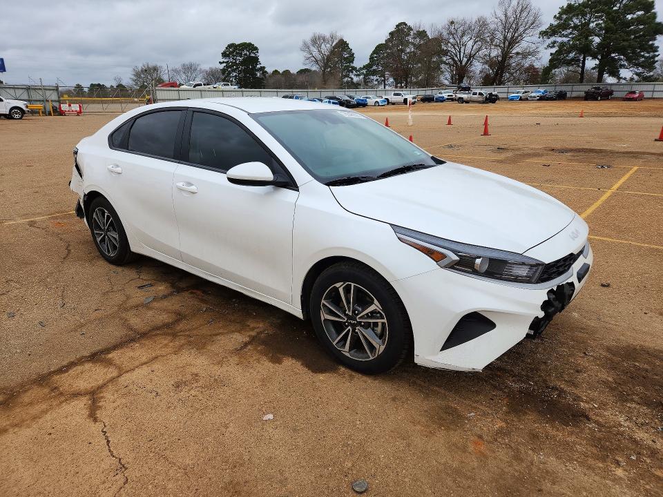 Photo 4 from auction – 2024 KIA FORTE with VIN 3KPF24ADXRE836934