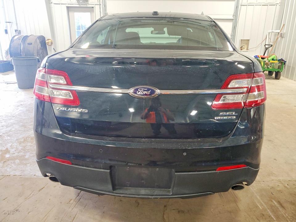 Photo 6 from auction – 2015 FORD TAURUS with VIN 1FAHP2E86FG127673