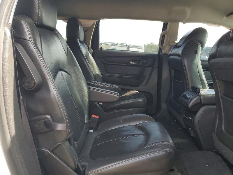 Photo 11 from auction – 2015 CHEVROLET TRAVERSE with VIN 1GNKRHKD1FJ256882