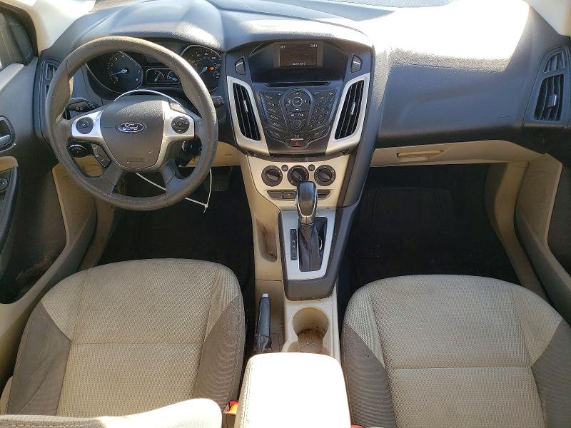 Zdjęcie 8 z aukcji – 2014 FORD FOCUS SE z VIN 1FADP3K23EL260935