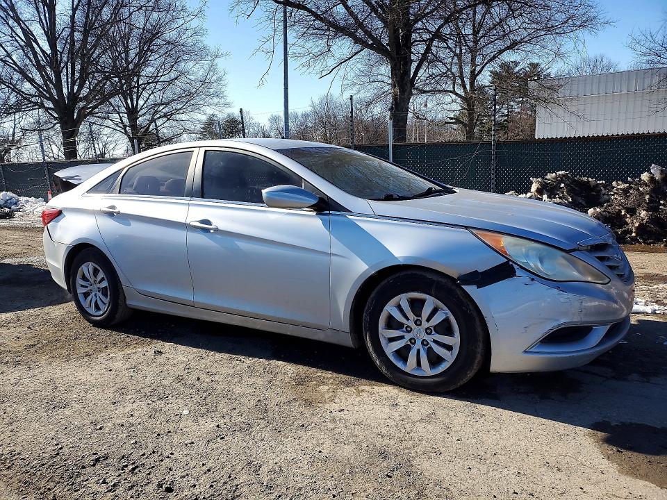 Zdjęcie 4 z aukcji – 2011 HYUNDAI SONATA z VIN 5NPEB4AC7BH286628