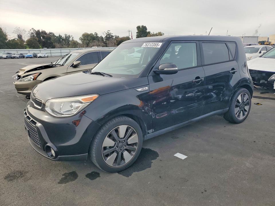 KIA SOUL 2014 with VIN KNDJX3A54E7015708 - Photo from auction