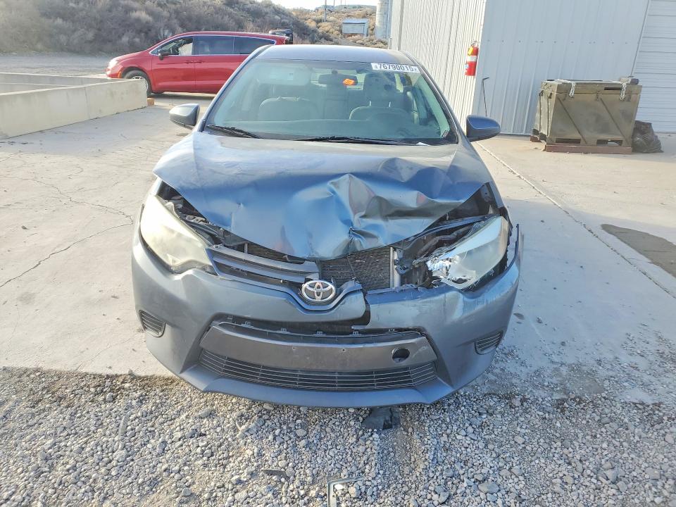 Photo 5 from auction – 2015 TOYOTA COROLLA with VIN 2T1BURHE6FC299302