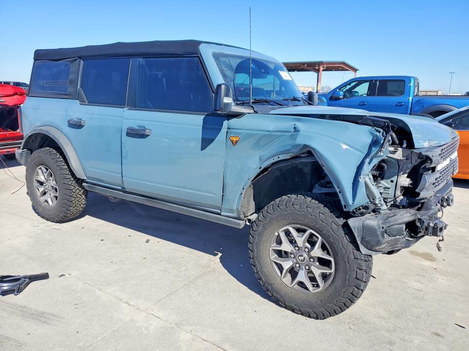 Фото 4 с аукциона – 2022 FORD BRONCO BAS с VIN 1FMEE5DH0NLB87455