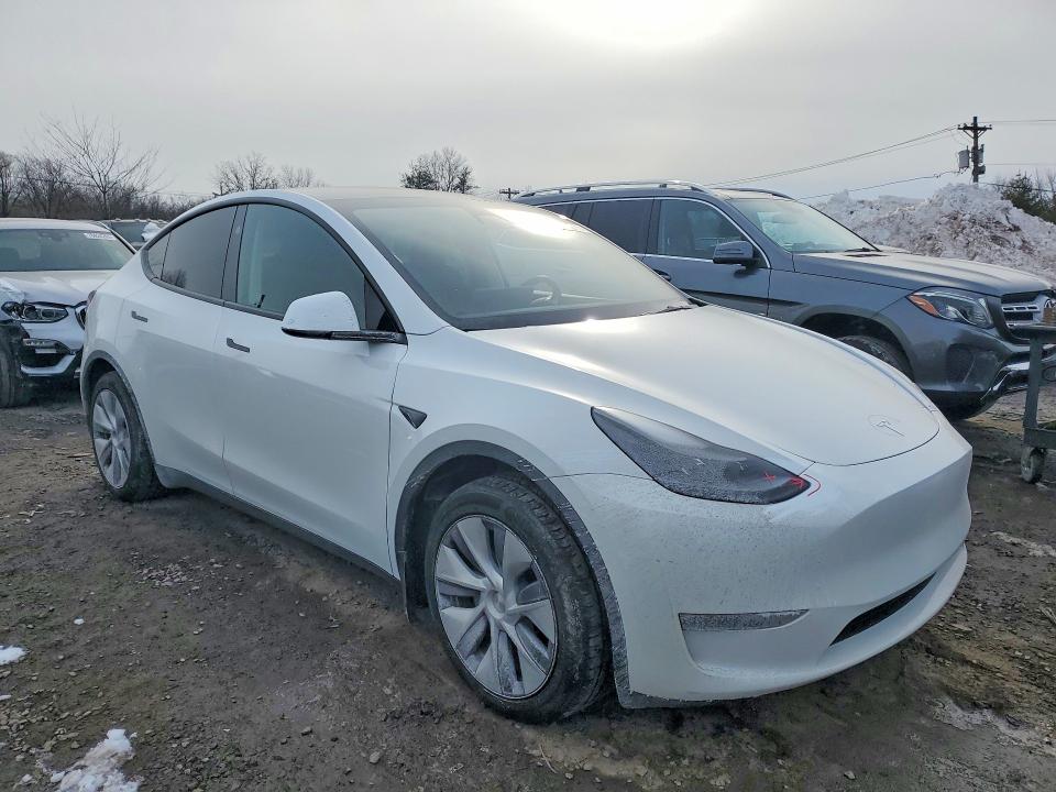 Photo 4 from auction – 2023 TESLA MODEL Y with VIN 7SAYGDEDXPF932383