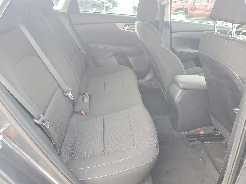 Photo 10 from auction – 2021 KIA FORTE with VIN 3KPF24AD2ME387807