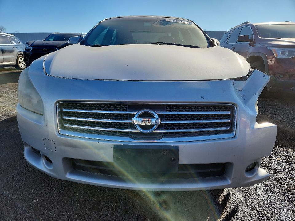 Photo 5 from auction – 2011 NISSAN MAXIMA with VIN 1N4AA5AP5BC831706