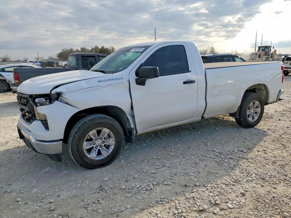 CHEVROLET SILVERADO 2023 z numerem VIN 3GCNAAED4PG291869 - Zdjęcie z aukcji