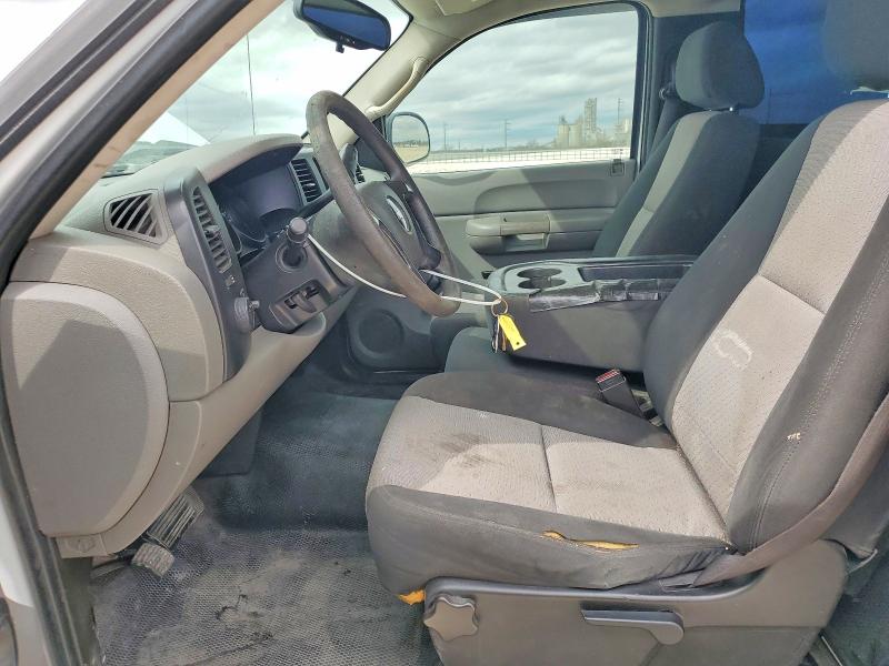 Photo 7 from auction – 2008 CHEVROLET SILVERADO with VIN 1GCEC14C08E118782