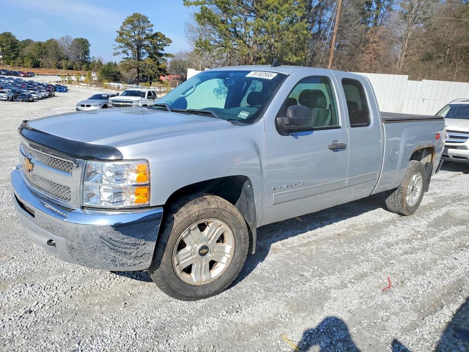 CHEVROLET SILVERADO 2012 with VIN 1GCRKSE76CZ183603 - Photo from auction