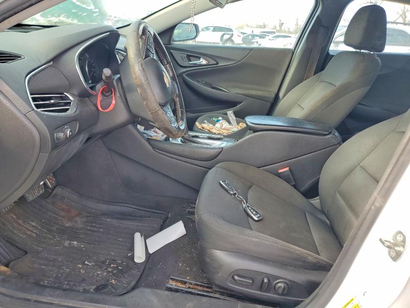 Photo 7 from auction – 2017 CHEVROLET MALIBU with VIN 1G1ZE5ST0HF131055