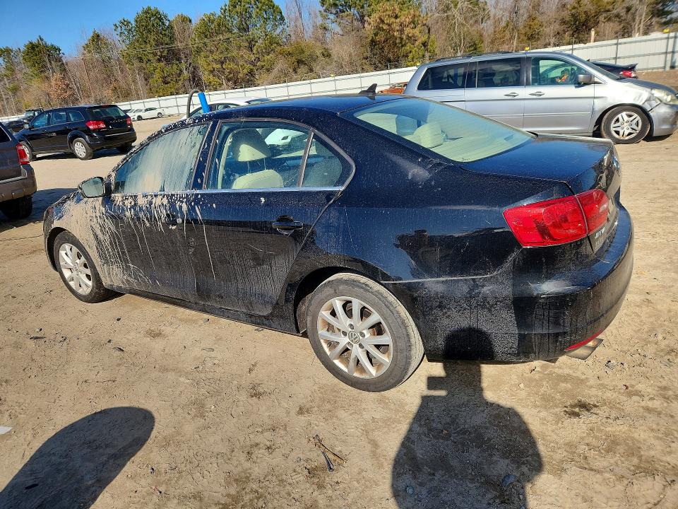 Photo 2 from auction – 2014 VOLKSWAGEN JETTA with VIN 3VWD07AJ7EM414783