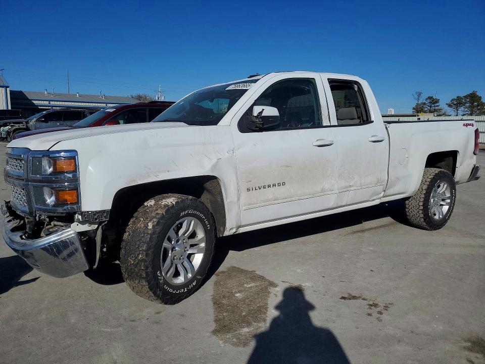 CHEVROLET SILVERADO 2015 with VIN 1GCVKREC0FZ428193 - Photo from auction