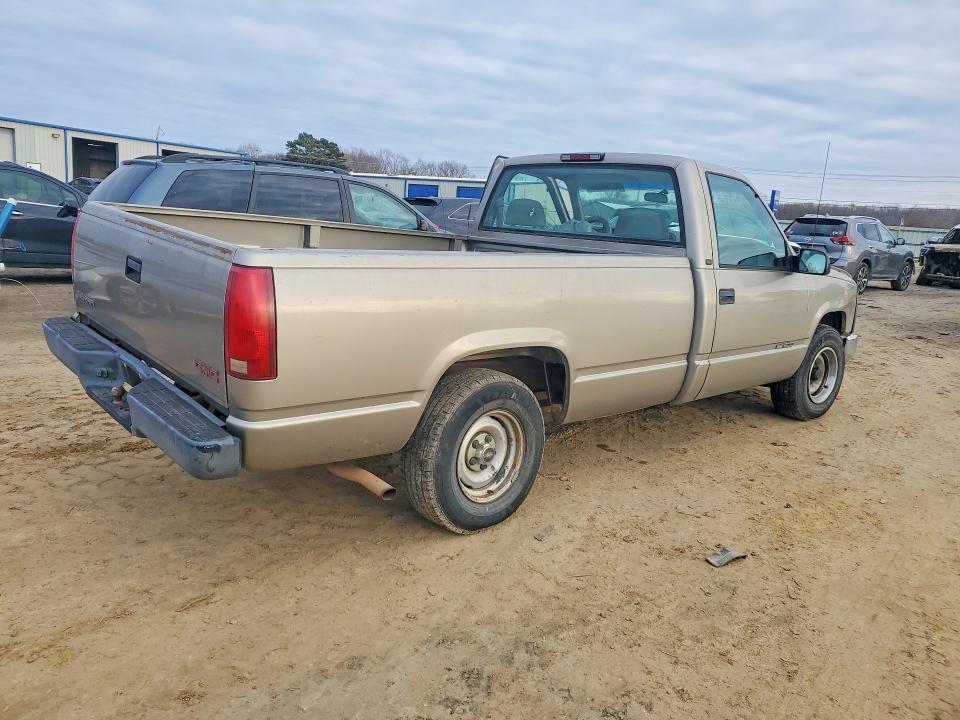 Photo 3 from auction – 1998 GMC SIERRA with VIN 1GTEC14W9WZ549637