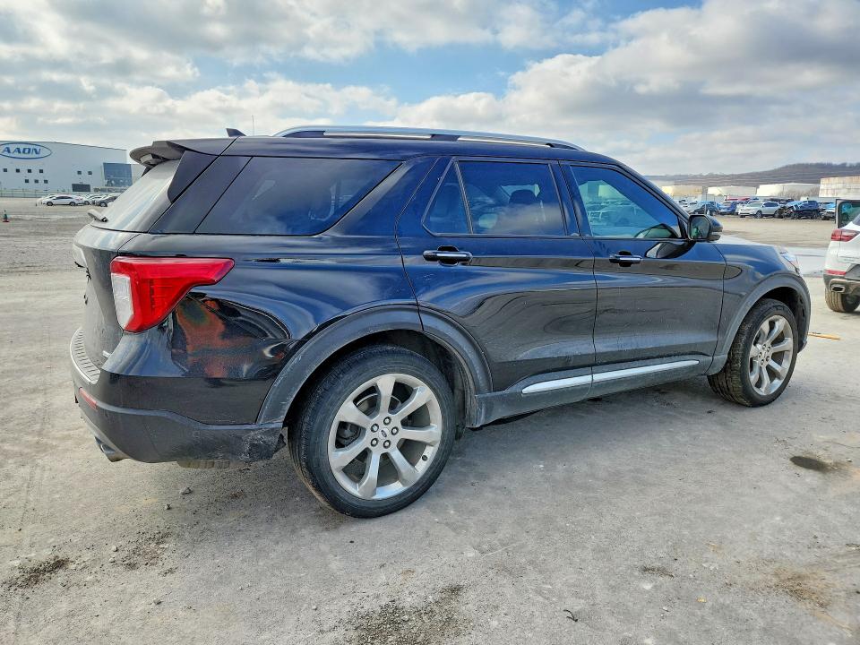 Photo 3 from auction – 2020 FORD EXPLORER with VIN 1FM5K8HC4LGD19261