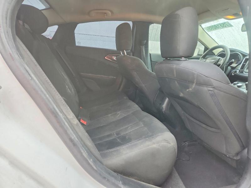Photo 10 from auction – 2016 CHRYSLER 200 LIMITE with VIN 1C3CCCAB1GN140632