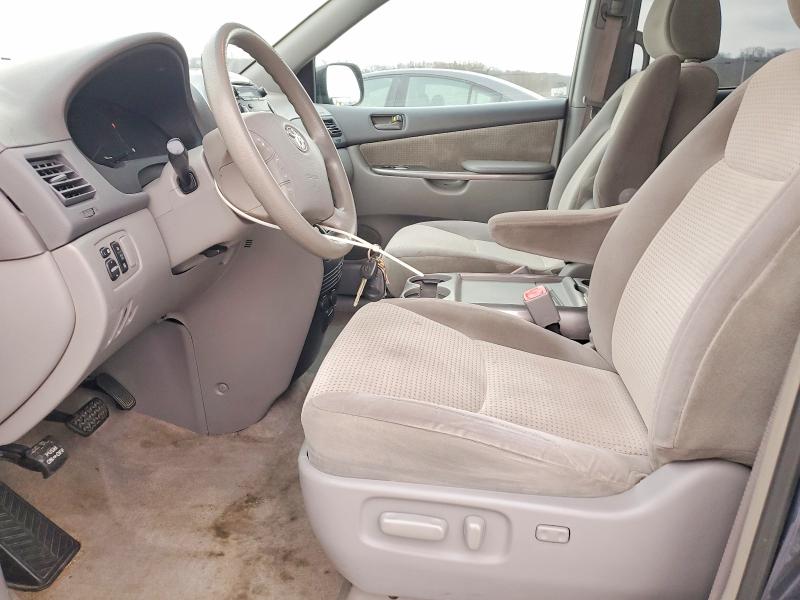Photo 7 from auction – 2007 TOYOTA SIENNA with VIN 5TDZK23C57S005964