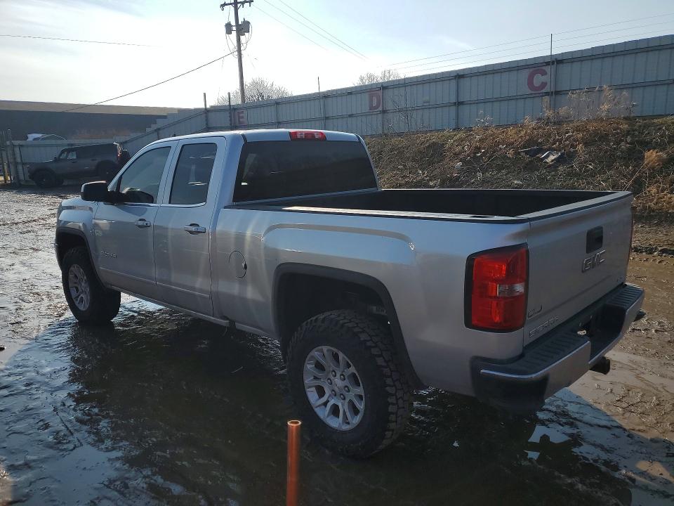 Photo 2 from auction – 2017 GMC SIERRA with VIN 1GTV2MEC0HZ103176