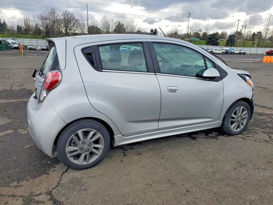 Photo 3 from auction – 2015 CHEVROLET SPARK EV with VIN KL8CL6S08FC818838