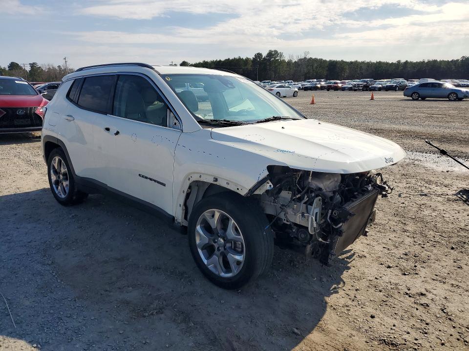 Photo 4 from auction – 2021 JEEP COMPASS with VIN 3C4NJCCB5MT528188