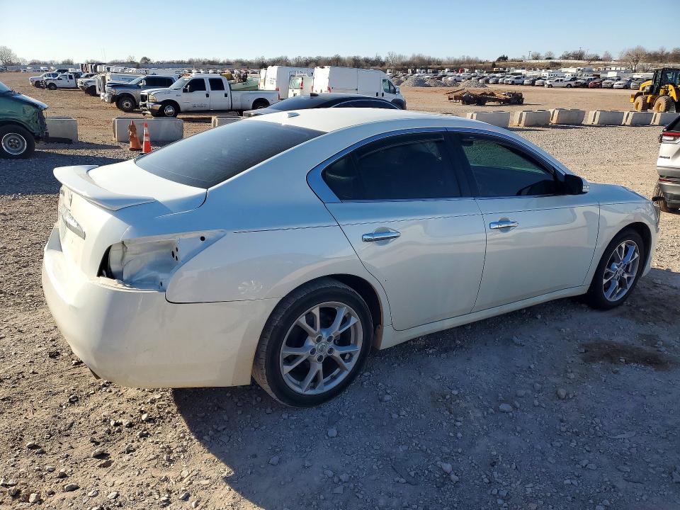 Photo 3 from auction – 2014 NISSAN MAXIMA with VIN 1N4AA5AP0EC913072