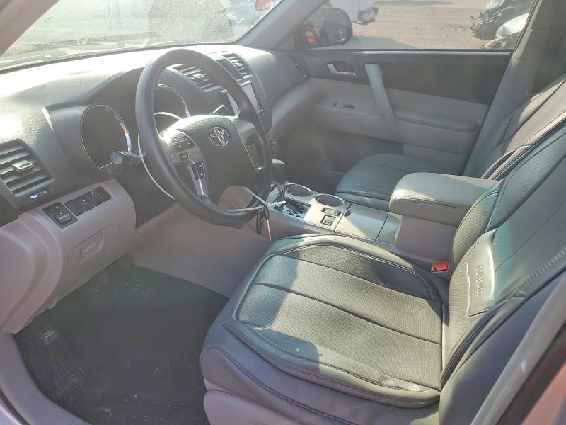 Photo 7 from auction – 2012 TOYOTA HIGHLANDER with VIN 5TDZA3EH2CS026427