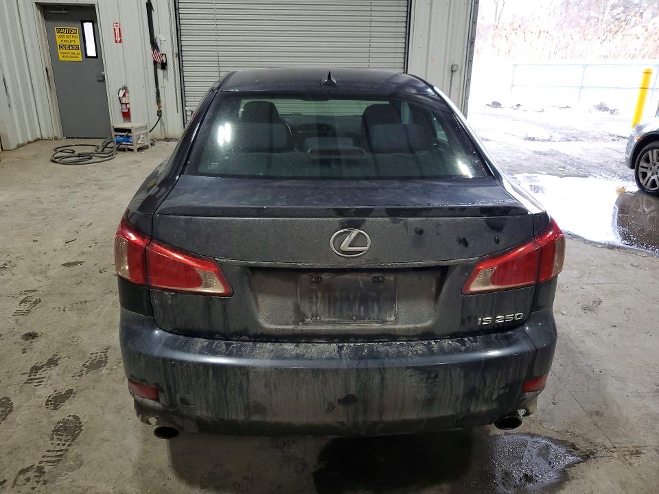Photo 6 from auction – 2011 LEXUS IS with VIN JTHBF5C20B5155590