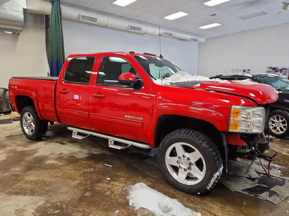 Photo 4 from auction – 2014 CHEVROLET SILVERADO with VIN 1GC1KYE85EF162271