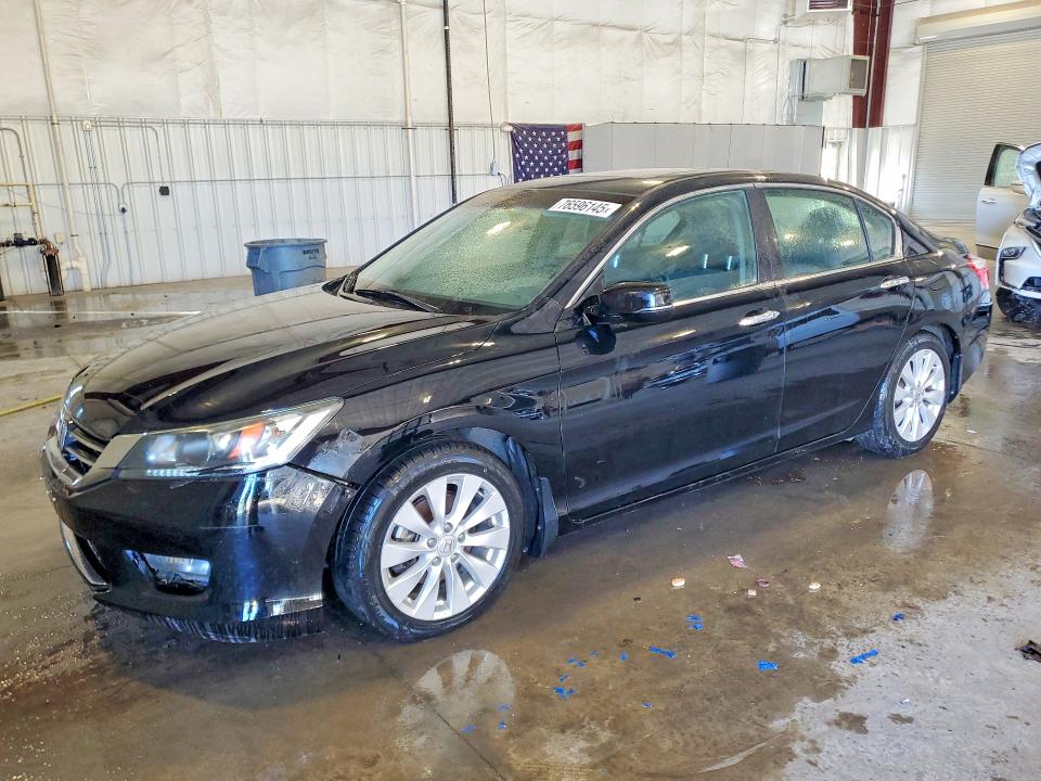 HONDA ACCORD 2014 with VIN 1HGCR2F72EA020501 - Photo from auction