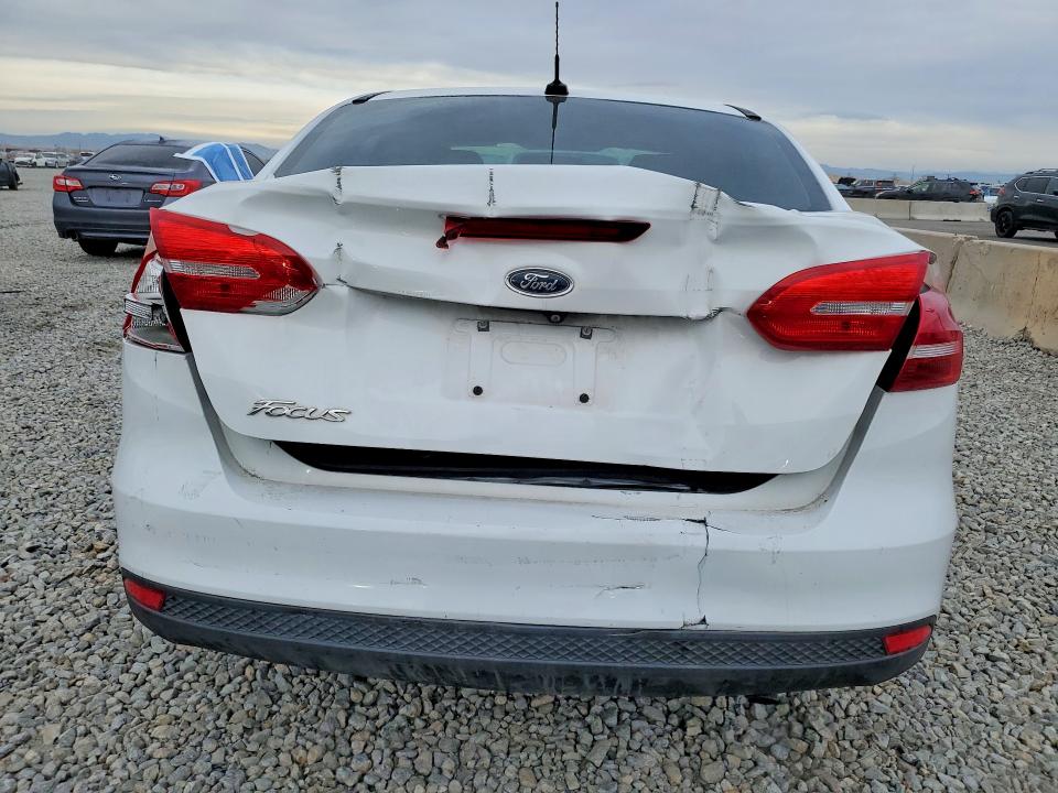Photo 6 from auction – 2017 FORD FOCUS with VIN 1FADP3E28HL267430