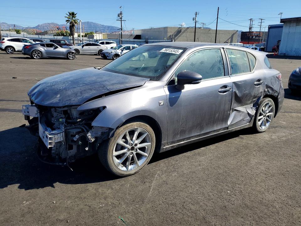 LEXUS CT 200 2015 with VIN JTHKD5BH8F2249185 - Photo from auction
