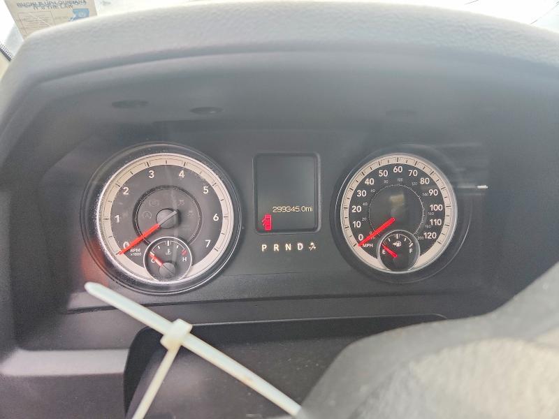 Снимка 9 от търг – 2014 RAM 1500 с VIN 3C6RR6KT4EG269071