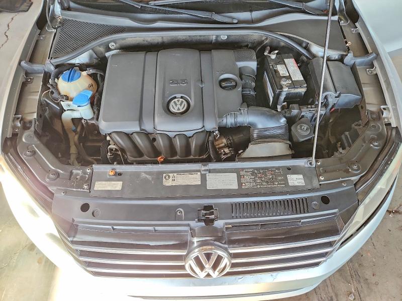 Photo 11 from auction – 2012 VOLKSWAGEN PASSAT S with VIN 1VWAP7A36CC086772