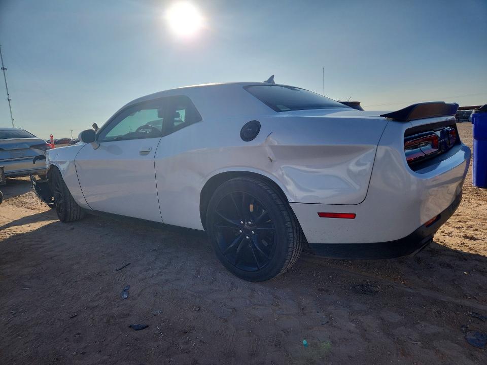 Photo 2 from auction – 2016 DODGE CHALLENGER with VIN 2C3CDZAG5GH255867