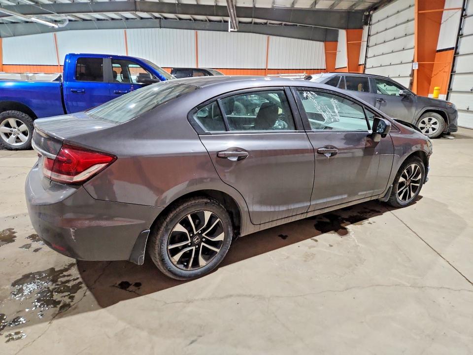 Photo 3 from auction – 2015 HONDA CIVIC with VIN 2HGFB2F58FH014351