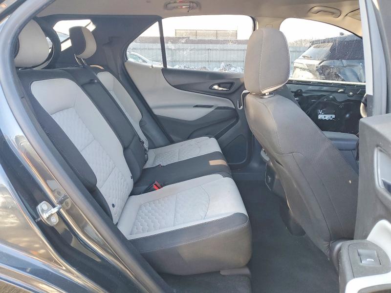 Photo 11 from auction – 2018 CHEVROLET EQUINOX with VIN 3GNAXHEV1JS511589