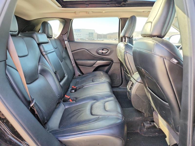 Photo 11 from auction – 2019 JEEP CHEROKEE L with VIN 1C4PJMDX8KD342804