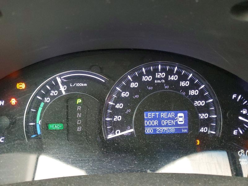 Photo 9 from auction – 2011 TOYOTA CAMRY with VIN 4T1BB3EK1BU132741
