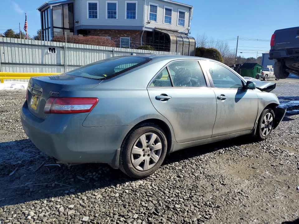 Zdjęcie 3 z aukcji – 2011 TOYOTA CAMRY z VIN 4T1BF3EK5BU757826