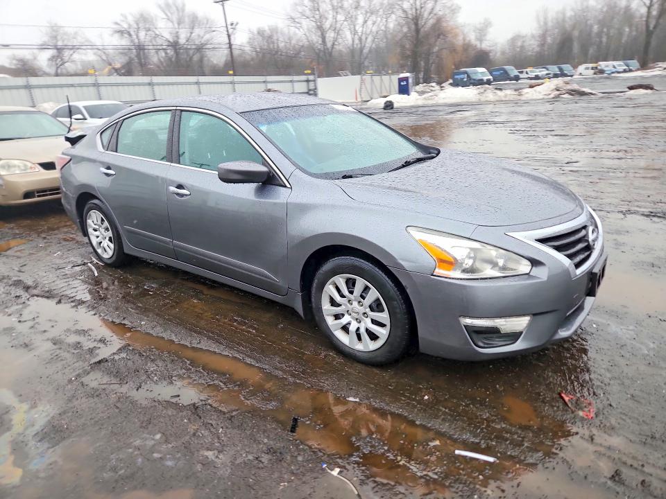 Photo 4 from auction – 2015 NISSAN ALTIMA with VIN 1N4AL3AP2FC484663