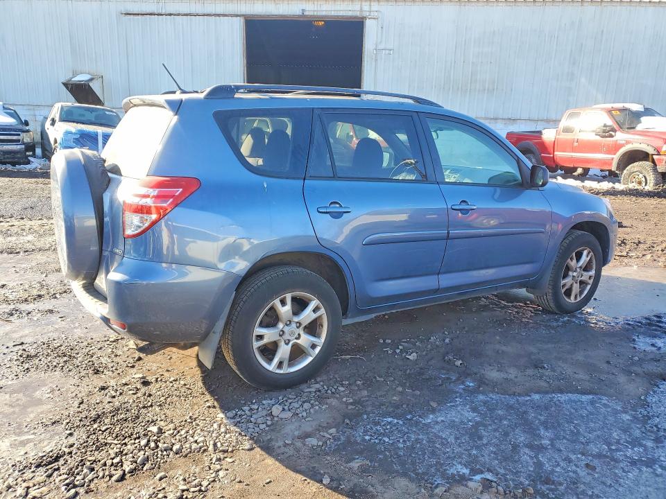 Photo 3 from auction – 2011 TOYOTA RAV4 with VIN 2T3BF4DV0BW153688