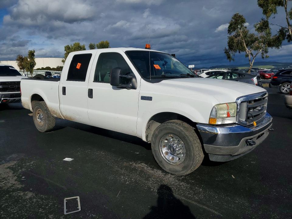 Foto 4 de la subasta – 2004 FORD F250 con VIN 1FTNW20L54ED68032
