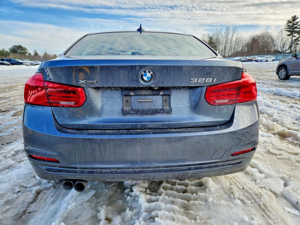 Photo 6 from auction – 2016 BMW 328 with VIN WBA8E3G56GNT76879